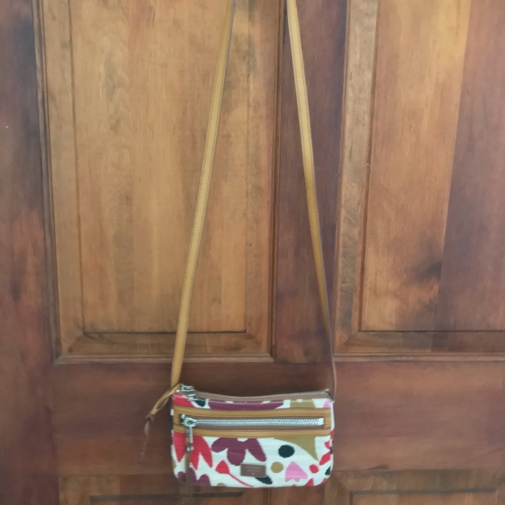 Fossil cross body bag.